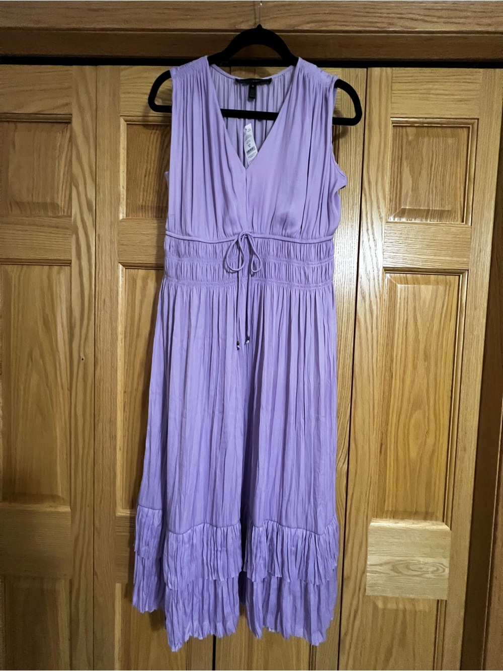 NWT White House Black Market Pleated V-Neck Sleeveless Midi Dress